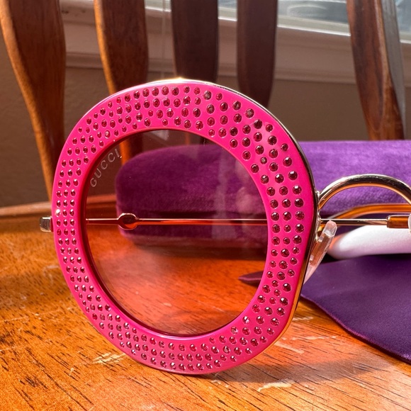 Gucci Pink around Rhinestone Sunglasses - Picture 2 of 7